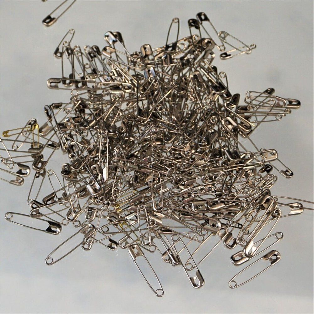 Lot Of Safety Pins Pack 300+  Count Assorted Sizes
